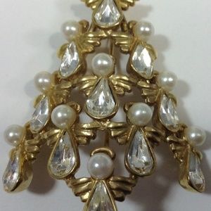 BW Rhinestone/Pearl Angel Christmas Tree Pin